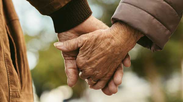 Tax Carryovers When a Spouse Dies