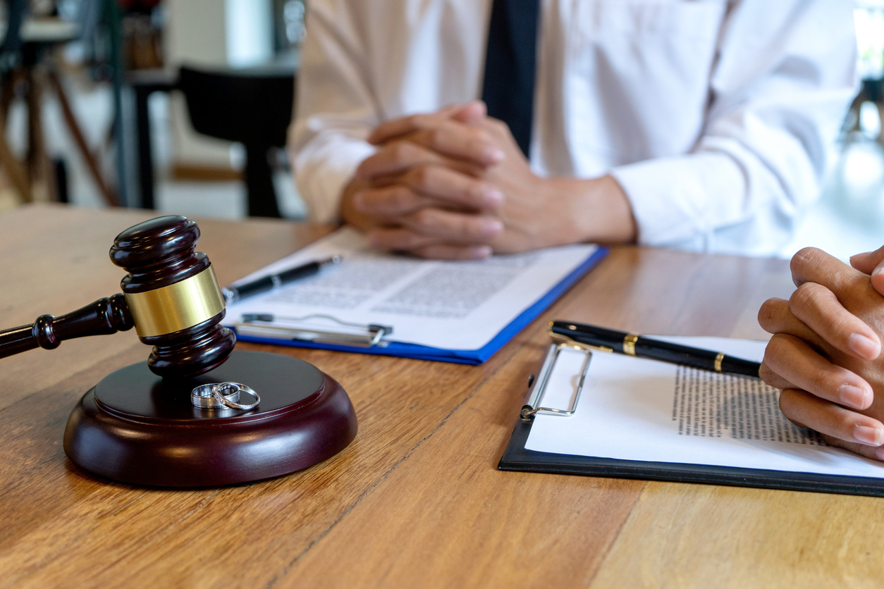 Collaborative Divorce, Mediation, and Traditional Litigation